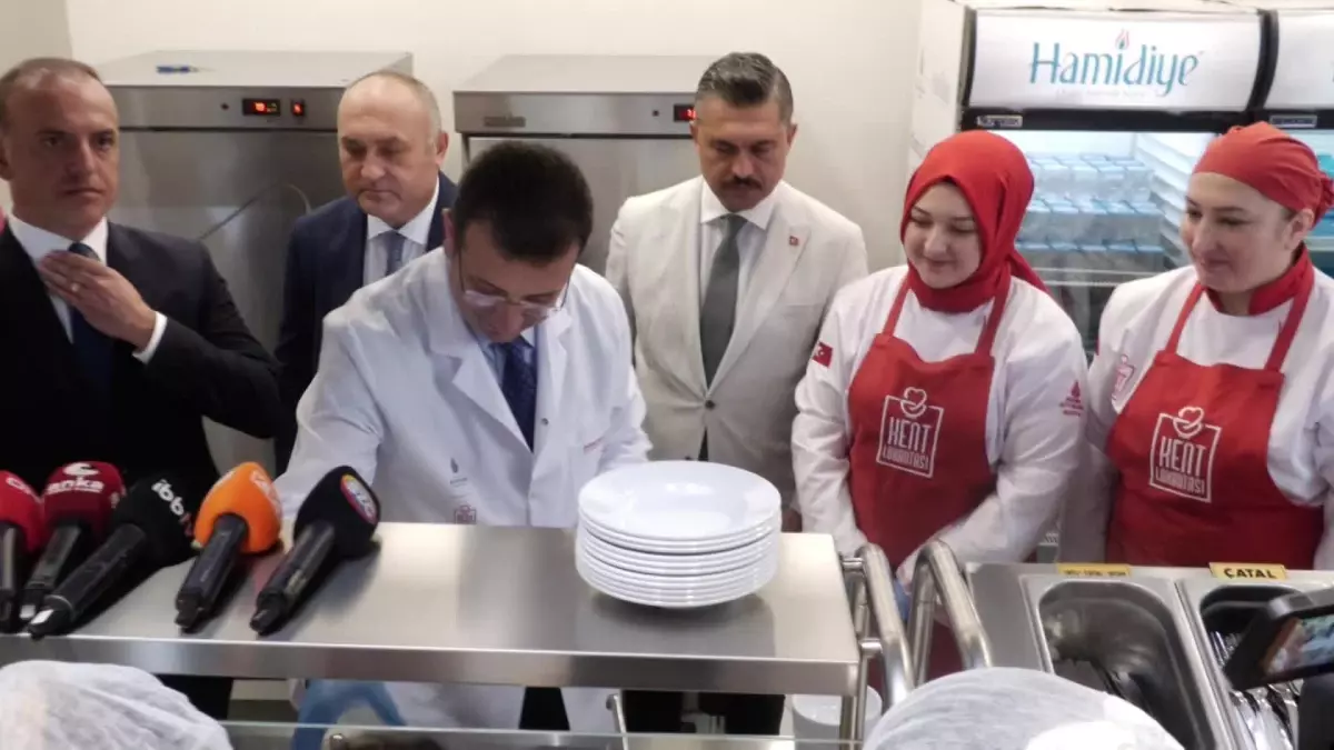 İmamoğlu, Sancaktepe’de 15. Kent Lokantası’nı Açtı