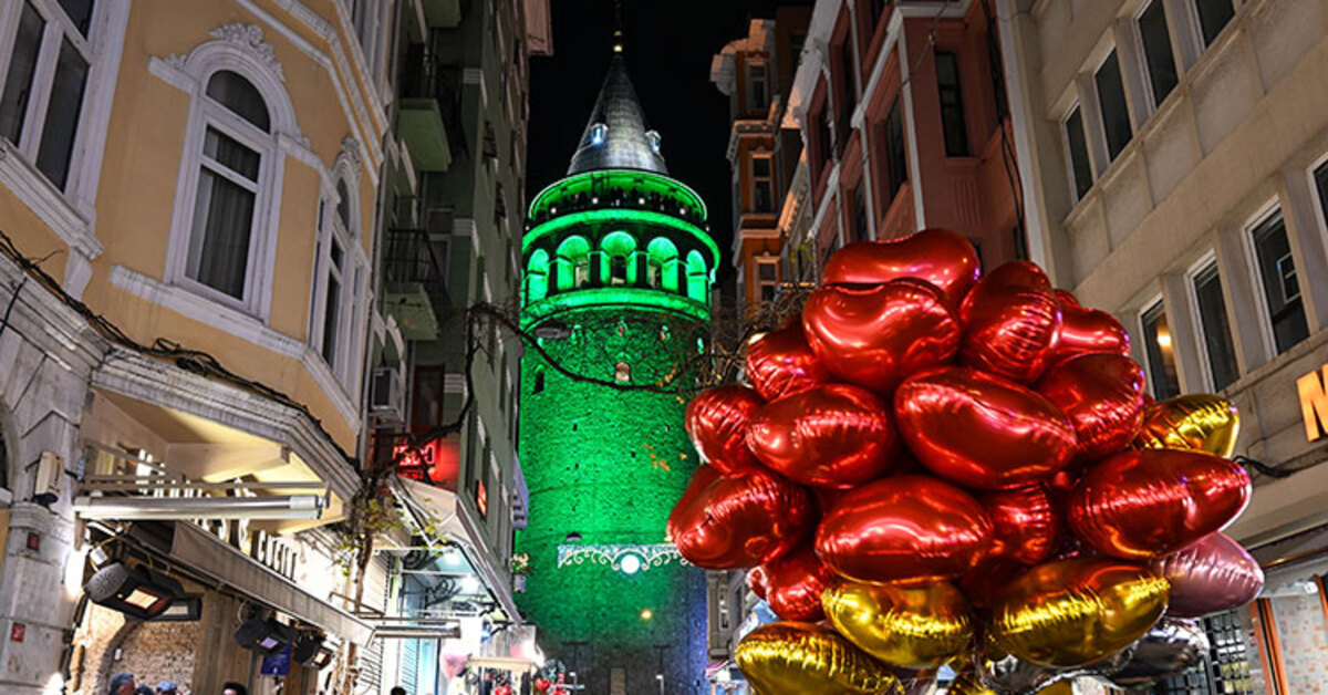 Galata Kulesi ‘Serviks Kanseri’ farkındalığı için yeşile büründü
