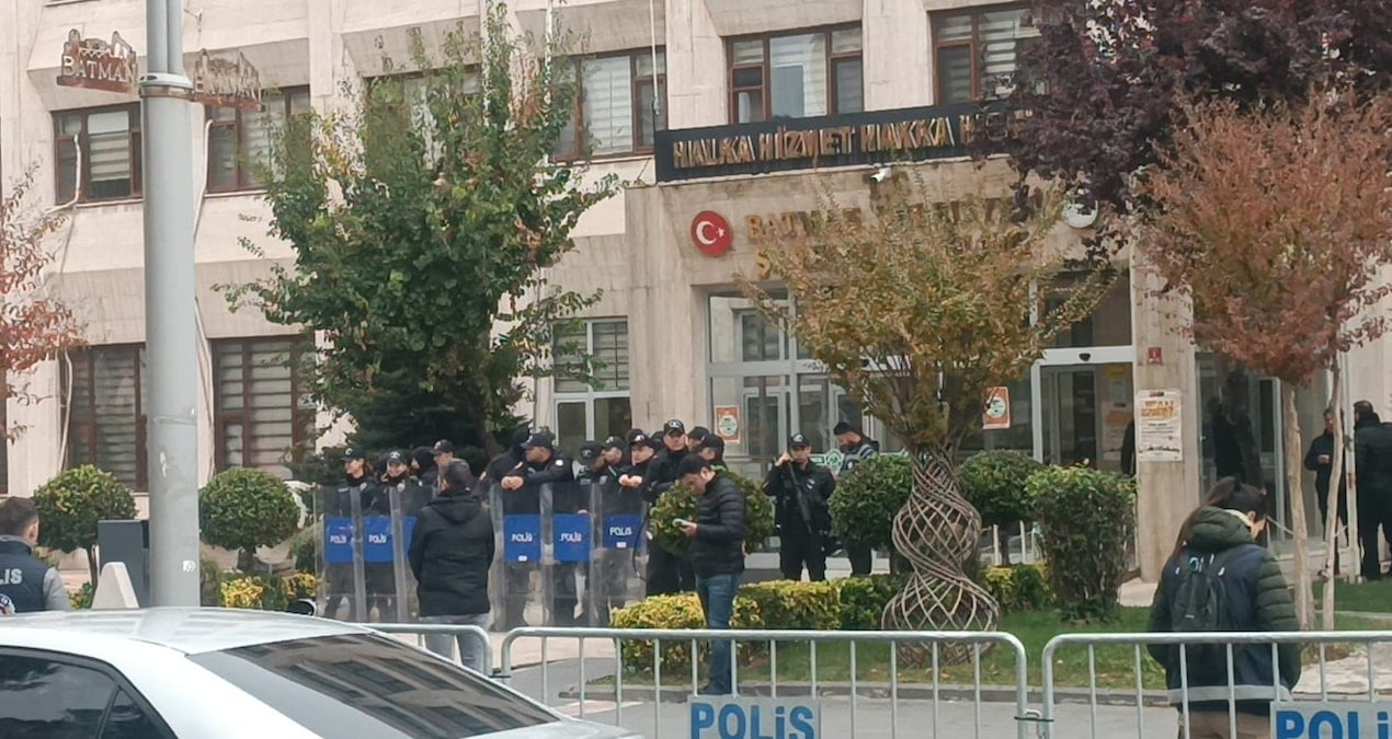 Batman Belediyesi’nde 112 kişinin sözleşmesi feshedildi