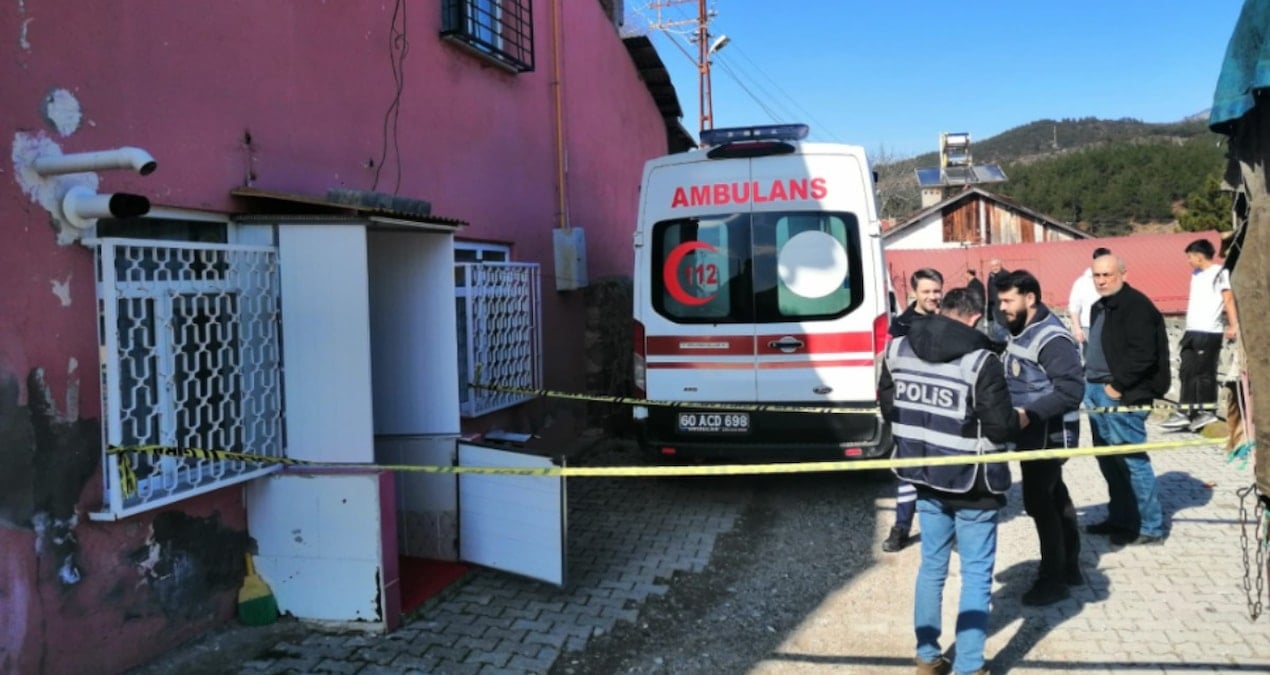 Tokat’ta korkunç vahşet! Evlat katili oldu: Oğlunu keserle öldürdü