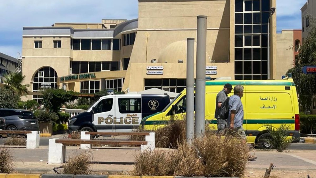 Mısır’da turistik denizaltı battı: 6 ölü