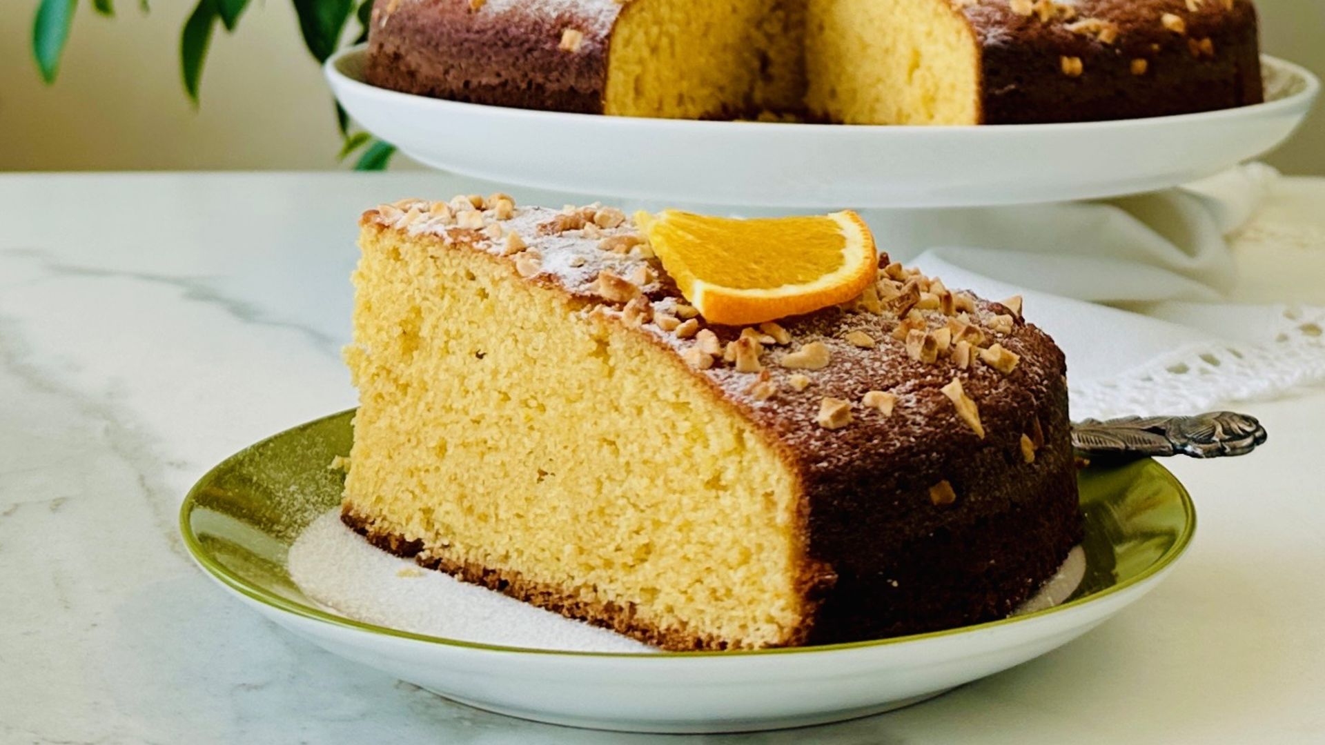 Portakallı bademli kek