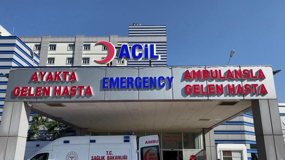 213 işçi tavuktan zehirlendi!